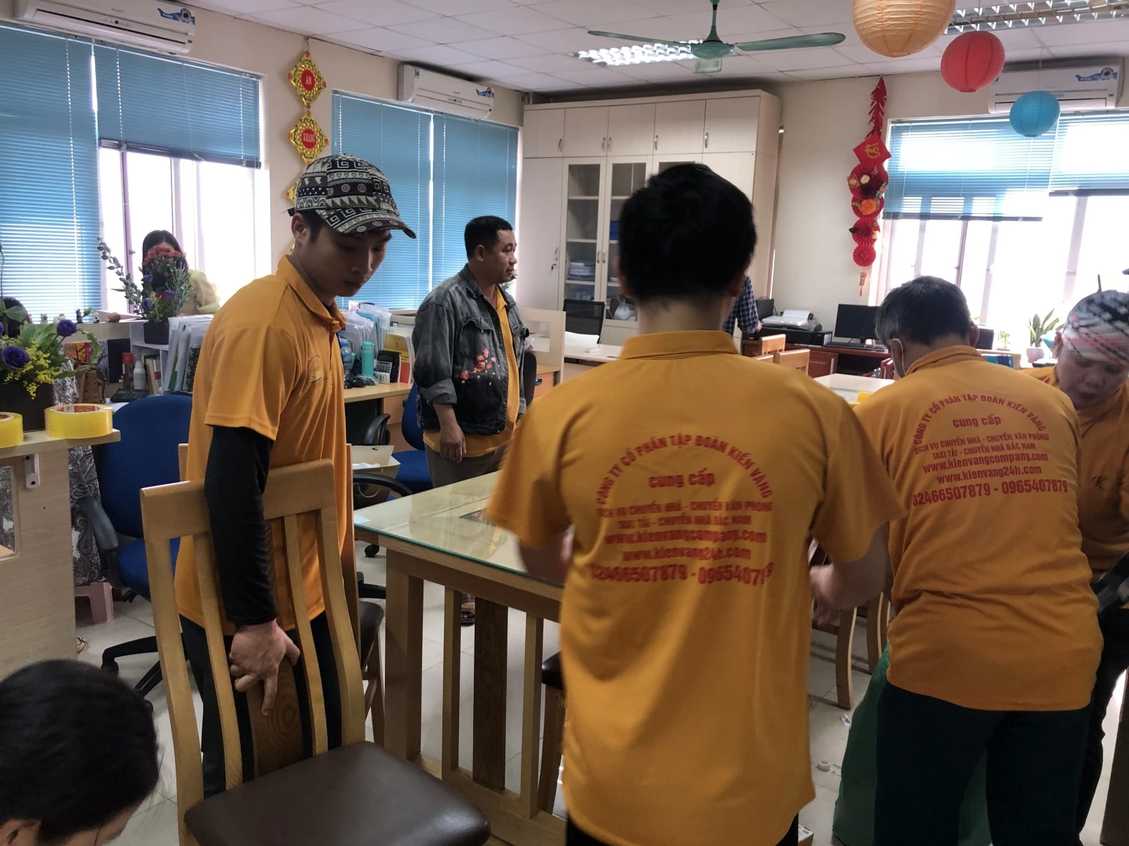 Hình ảnh vận chuyển Kiến Vàng 4